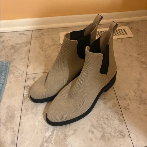 Rothy’s Lug Boots in Dove - Picture 2 of 7